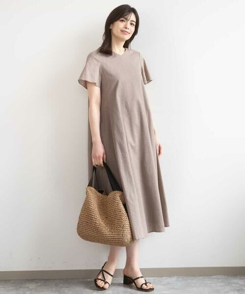 OFUON / オフオン ロング・マキシ丈ワンピース | VネックAラインシルエットワンピース/洗える/WEB限定カラーサイズあり | 詳細16