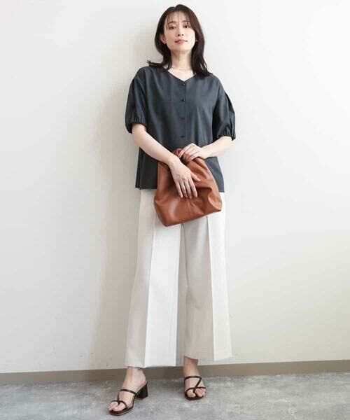 OFUON / オフオン シャツ・ブラウス | パフスリーブVネックブラウス/UVカット/洗濯機で洗える/WEB限定サイズあり/セットアップ対応可 | 詳細12