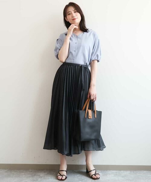 OFUON / オフオン シャツ・ブラウス | パフスリーブVネックブラウス/UVカット/洗濯機で洗える/WEB限定サイズあり/セットアップ対応可 | 詳細3