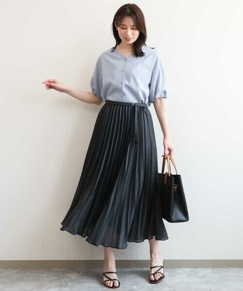 OFUON / オフオン シャツ・ブラウス | パフスリーブVネックブラウス/UVカット/洗濯機で洗える/WEB限定サイズあり/セットアップ対応可 | 詳細4