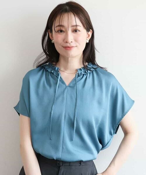 OFUON / オフオン シャツ・ブラウス | ギャザーフリルネックサテンブラウス/洗濯機で洗える/WEB限定サイズあり | 詳細5