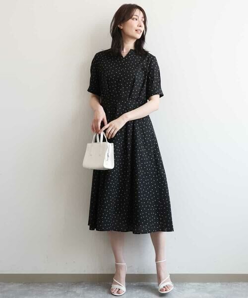 OFUON / オフオン ロング・マキシ丈ワンピース | ドット柄キーネックウエスト切替ワンピース/洗濯機で洗える/WEB限定サイズあり | 詳細3