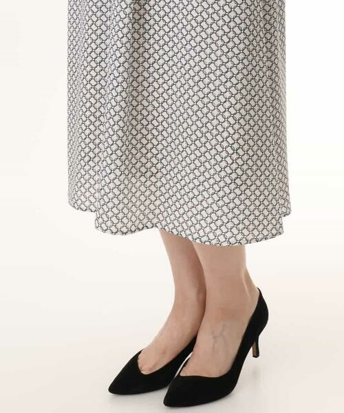 OFUON / オフオン ロング・マキシ丈ワンピース | 幾何柄ボウタイ風フレアワンピース/UVカット/洗濯機で洗える/WEB限定サイズあり | 詳細8