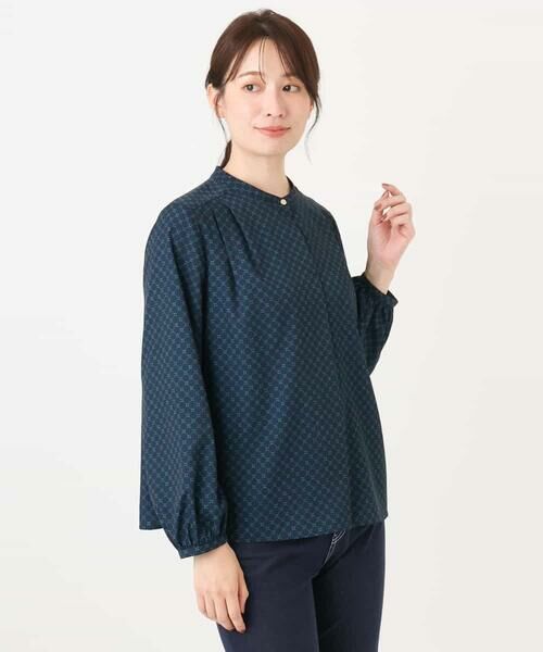 OFUON / オフオン シャツ・ブラウス | 幾何柄プリントブラウス/洗える/WEB限定サイズあり/セットアップ可 | 詳細25