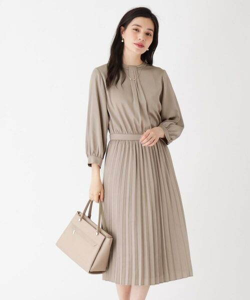 セール Carremanサテンプリーツワンピース ミニ丈 ひざ丈ワンピース Opaque Clip オペーク ドット クリップ ファッション通販 タカシマヤファッションスクエア