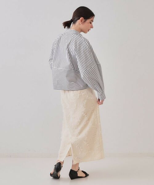 OPAQUE.CLIP / オペーク ドット クリップ シャツ・ブラウス | 《andGIRL掲載》ストライプフォルムシャツ【洗濯機洗い可】 | 詳細3