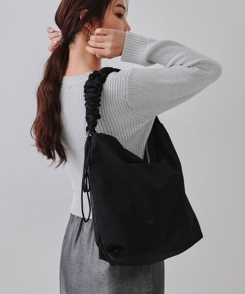 OPAQUE.CLIP / オペーク ドット クリップ ショルダーバッグ | 【2WAY／A4サイズ対応】ドロストギャザーフリルハンドルワンショルダーバッグ | 詳細1