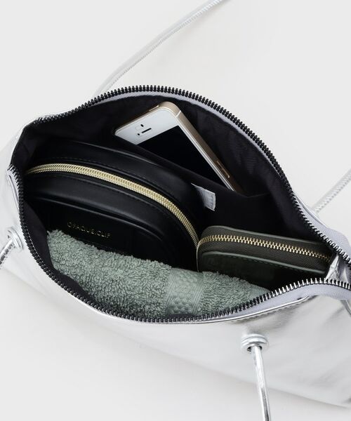 OPAQUE.CLIP / オペーク ドット クリップ ショルダーバッグ | オイル調合皮ワイドデザインバッグ | 詳細14