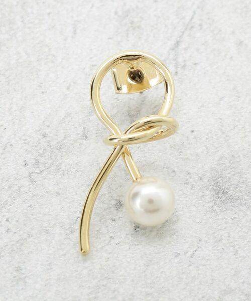 OPAQUE.CLIP / オペーク ドット クリップ ピアス・イヤリング | ねじりメタル×フェイクパールピアス | 詳細2