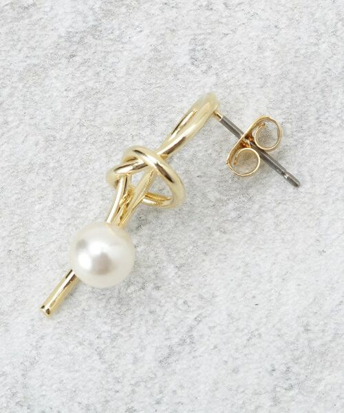 OPAQUE.CLIP / オペーク ドット クリップ ピアス・イヤリング | ねじりメタル×フェイクパールピアス | 詳細3