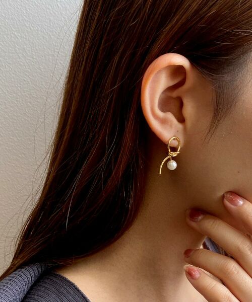 OPAQUE.CLIP / オペーク ドット クリップ ピアス・イヤリング | ねじりメタル×フェイクパールピアス | 詳細6