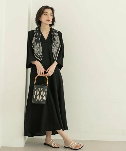 OPAQUE. CLIP/オペーク ドット クリップ キーネックワンピース【洗える】 ブラック(019) 38(M) OPAQUE. CLIP/オペーク ドット クリップ キーネックワンピース【洗える】 ブラック(019) 38(M)