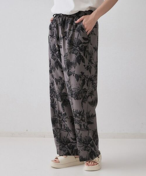 OPAQUE.CLIP / オペーク ドット クリップ パンツ | ボタニカルプリントイージーパンツ【洗濯機洗い可】 | 詳細1