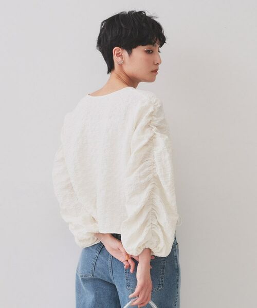 OPAQUE.CLIP / オペーク ドット クリップ シャツ・ブラウス | ふくれジャカードシャーリングデザインブラウス【洗濯機洗い可】 | 詳細1