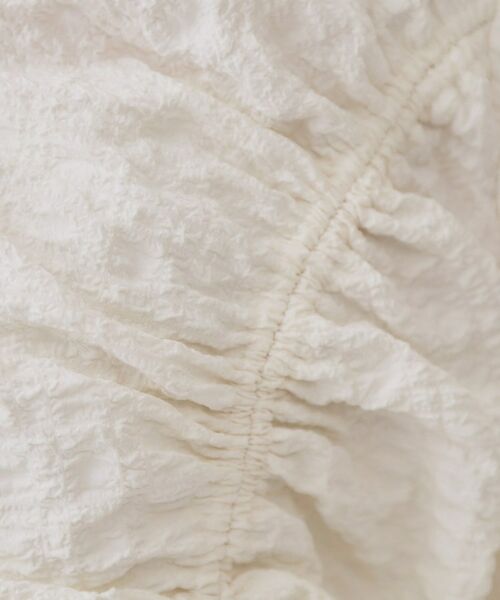 OPAQUE.CLIP / オペーク ドット クリップ シャツ・ブラウス | ふくれジャカードシャーリングデザインブラウス【洗濯機洗い可】 | 詳細4