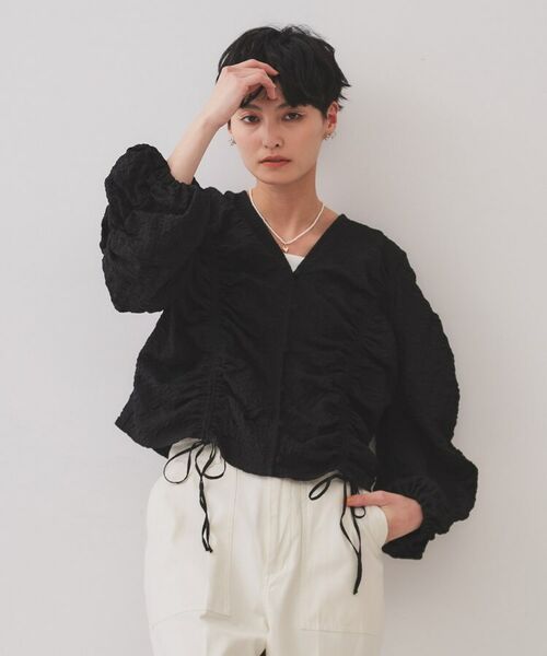 OPAQUE.CLIP / オペーク ドット クリップ シャツ・ブラウス | ふくれジャカードシャーリングデザインブラウス【洗濯機洗い可】 | 詳細5