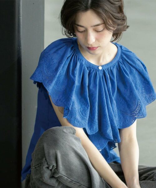 OPAQUE. CLIP/オペーク ドット クリップ 刺繍レースカラーブラウス ブルー(093) 38(M) OPAQUE. CLIP/オペーク ドット クリップ 刺繍レースカラーブラウス ブルー(093) 38(M)