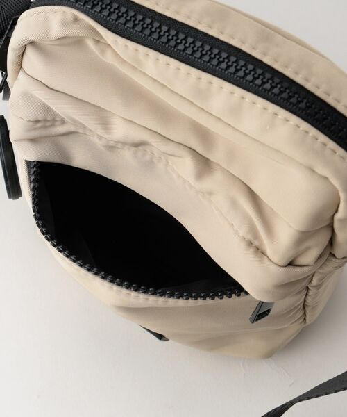OPAQUE.CLIP / オペーク ドット クリップ ショルダーバッグ | 【ペットボトルショルダー付き】軽量ミニショルダーバッグ | 詳細19