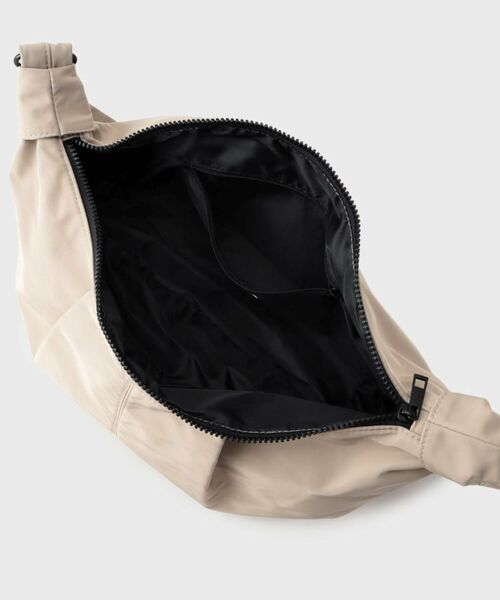 OPAQUE.CLIP / オペーク ドット クリップ ショルダーバッグ | 【2WAY】タックデザインミドルショルダーバッグ | 詳細13