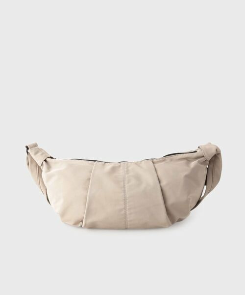 OPAQUE.CLIP / オペーク ドット クリップ ショルダーバッグ | 【2WAY】タックデザインミドルショルダーバッグ | 詳細8
