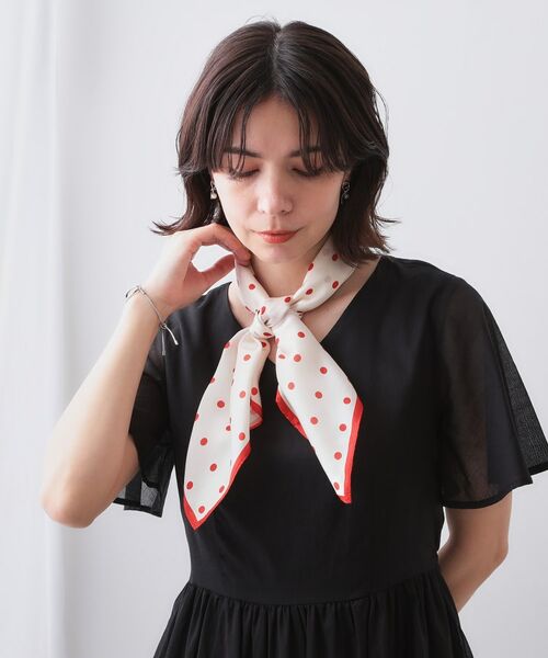 OPAQUE.CLIP / オペーク ドット クリップ バンダナ・スカーフ | ドット柄スクエア大判スカーフ | 詳細4