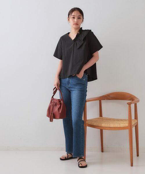 OPAQUE.CLIP / オペーク ドット クリップ シャツ・ブラウス | アシンメトリーフリルブラウス【洗濯機洗い可】 | 詳細2