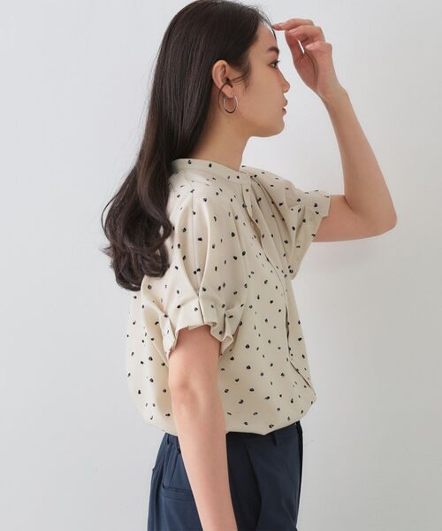 OPAQUE.CLIP / オペーク ドット クリップ シャツ・ブラウス | 幾何柄アソート タックドルマンスリーブブラウス【洗濯機洗い可】 | 詳細13