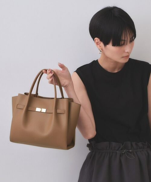 OPAQUE.CLIP / オペーク ドット クリップ ショルダーバッグ | 【軽量/2WAY/通勤対応】フロントベルトデザインミドルトートバッグ(モカブラウン(142))