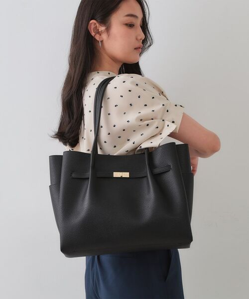 OPAQUE.CLIP / オペーク ドット クリップ トートバッグ | 【軽量/A4サイズ対応/通勤対応】フロントベルトデザイントートバッグ(ブラック(019))