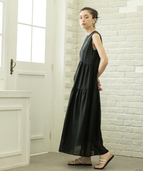 OPAQUE.CLIP / オペーク ドット クリップ ロング・マキシ丈ワンピース | 麻混シアーギャザーティアードワンピース【洗濯機洗い可】 | 詳細2