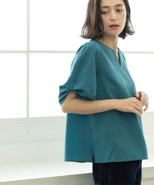 OPAQUE.CLIP / オペーク ドット クリップ シャツ・ブラウス | リネンライクキーネックタックスリーブブラウス【洗濯機洗い可/吸水速乾/接触冷感】 | 詳細10