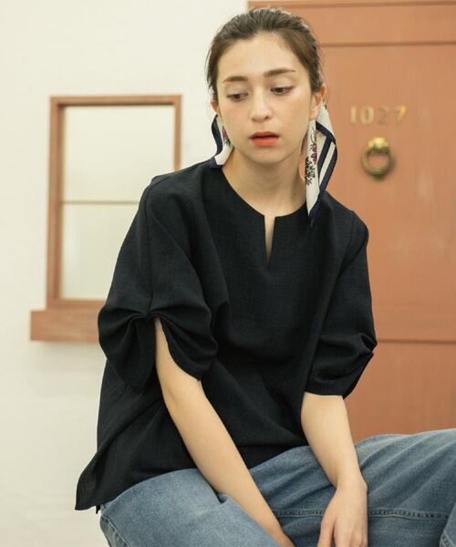 OPAQUE.CLIP / オペーク ドット クリップ シャツ・ブラウス | リネンライクキーネックタックスリーブブラウス【洗濯機洗い可/吸水速乾/接触冷感】 | 詳細8