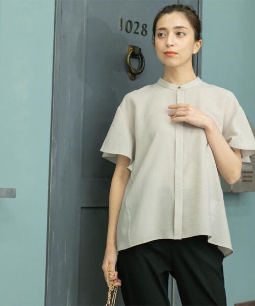 OPAQUE.CLIP / オペーク ドット クリップ シャツ・ブラウス | バックフリルバンドカラーブラウス【洗濯機洗い可/吸水速乾/接触冷感】 | 詳細4