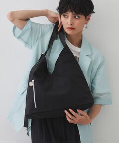 OPAQUE.CLIP / オペーク ドット クリップ ショルダーバッグ | 【A4サイズ対応／長さ調整可能】ダブルトライアングルデザインショルダーバッグ