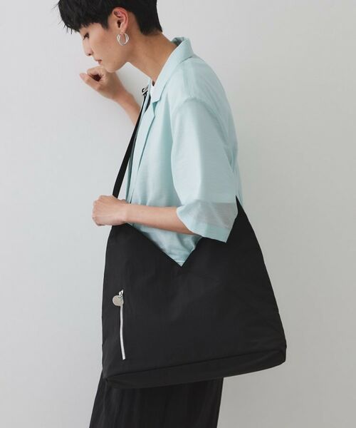 OPAQUE.CLIP / オペーク ドット クリップ ショルダーバッグ | 【A4サイズ対応／長さ調整可能】ダブルトライアングルデザインショルダーバッグ | 詳細3