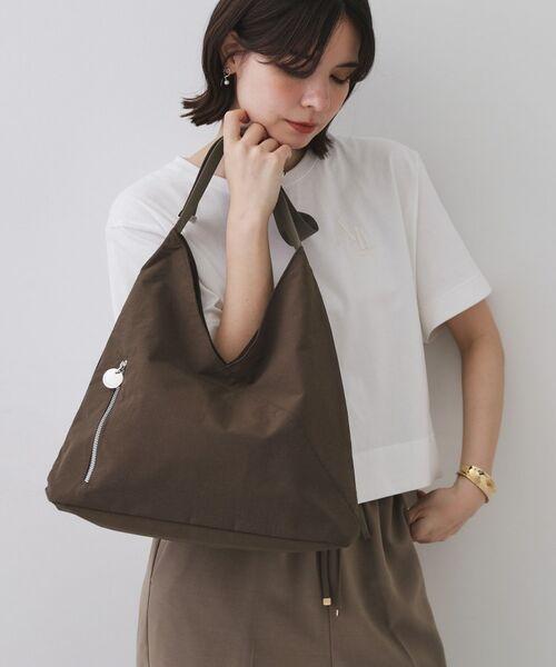 OPAQUE.CLIP / オペーク ドット クリップ ショルダーバッグ | 【A4サイズ対応／長さ調整可能】ダブルトライアングルデザインショルダーバッグ | 詳細5