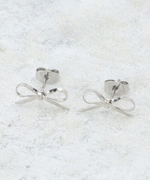 OPAQUE. CLIP/オペーク ドット クリップ リボンモチーフピアス シルバー(006) 00 OPAQUE. CLIP/オペーク ドット クリップ リボンモチーフピアス シルバー(006) 00