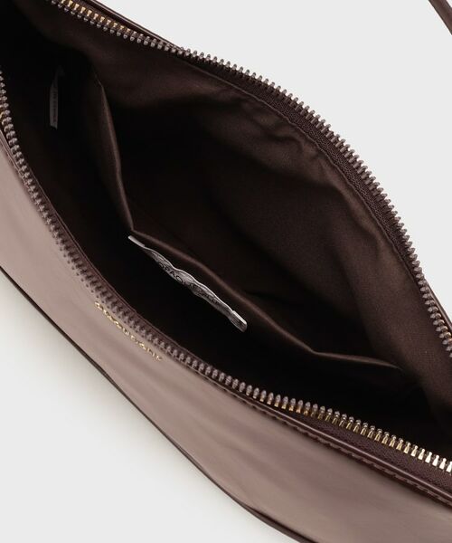 OPAQUE.CLIP / オペーク ドット クリップ ショルダーバッグ | 【軽量】オイル調合皮ムーンショルダーバッグ | 詳細13