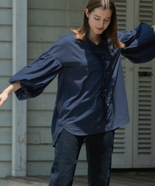 OPAQUE.CLIP / オペーク ドット クリップ シャツ・ブラウス | Vネックアシメフリルブラウス【洗濯機洗い可】 | 詳細23