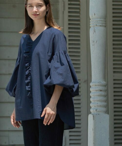 OPAQUE.CLIP / オペーク ドット クリップ シャツ・ブラウス | Vネックアシメフリルブラウス【洗濯機洗い可】 | 詳細24