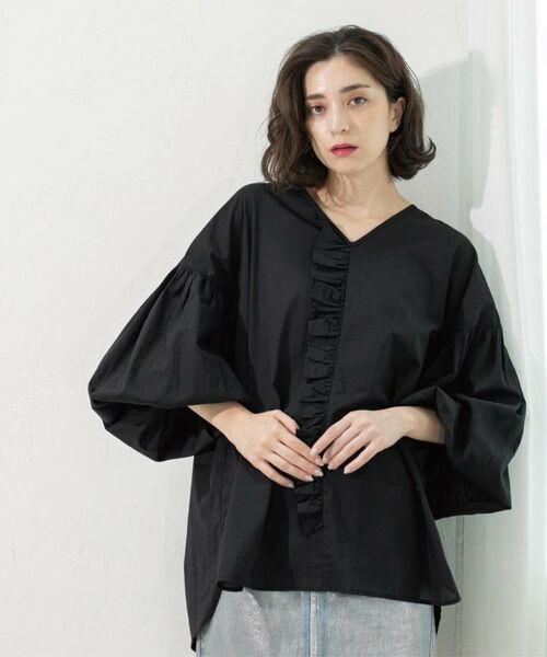 OPAQUE.CLIP / オペーク ドット クリップ シャツ・ブラウス | Vネックアシメフリルブラウス【洗濯機洗い可】 | 詳細7