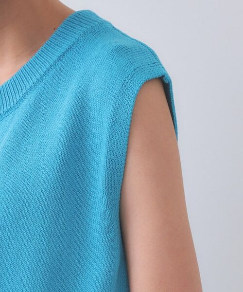 OPAQUE.CLIP / オペーク ドット クリップ ベスト | 変形ブロンズボタンニットベスト【洗濯機洗い可】 | 詳細17