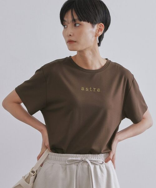 OPAQUE. CLIP/オペーク ドット クリップ メタリック刺繍ロゴTシャツ【接触冷感/洗濯機洗い可】 ブラウン(044) 40(L) OPAQUE. CLIP/オペーク ドット クリップ メタリック刺繍ロゴTシャツ【接触冷感/洗濯機洗い可】 ブラウン(044) 40(L)