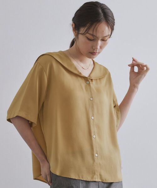 OPAQUE.CLIP / オペーク ドット クリップ シャツ・ブラウス | ヴィンテージサテンセーラーカラーブラウス【洗濯機洗い可】(キャメルブラウン(041))