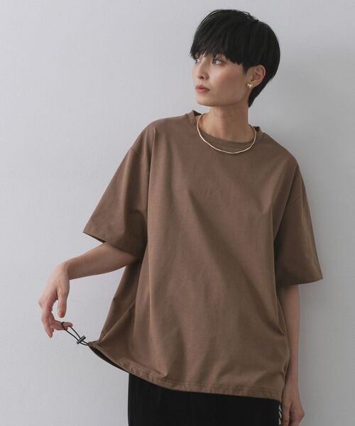OPAQUE. CLIP/オペーク ドット クリップ 裾ドロストTシャツ【洗濯機洗い可】 ブラウン(043) 38(M) OPAQUE. CLIP/オペーク ドット クリップ 裾ドロストTシャツ【洗濯機洗い可】 ブラウン(043) 38(M)
