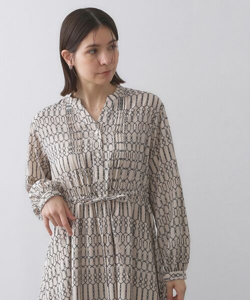 OPAQUE.CLIP / オペーク ドット クリップ ロング・マキシ丈ワンピース | チェーンプリントフィット&フレアワンピース【洗濯機洗い可〉(アイボリー(104))