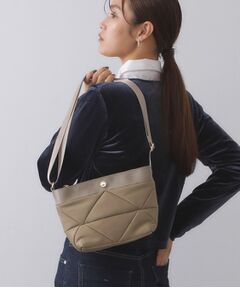 OPAQUE.CLIP / オペーク ドット クリップ ショルダーバッグ | 【軽量】トライアングルミニショルダーバッグ