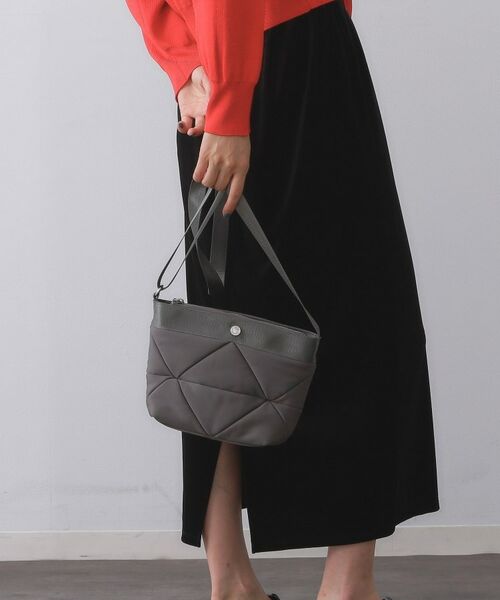 OPAQUE.CLIP / オペーク ドット クリップ ショルダーバッグ | 【軽量】トライアングルミニショルダーバッグ | 詳細1