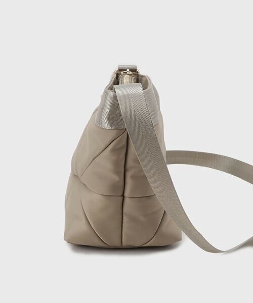 OPAQUE.CLIP / オペーク ドット クリップ ショルダーバッグ | 【軽量】トライアングルミニショルダーバッグ | 詳細10