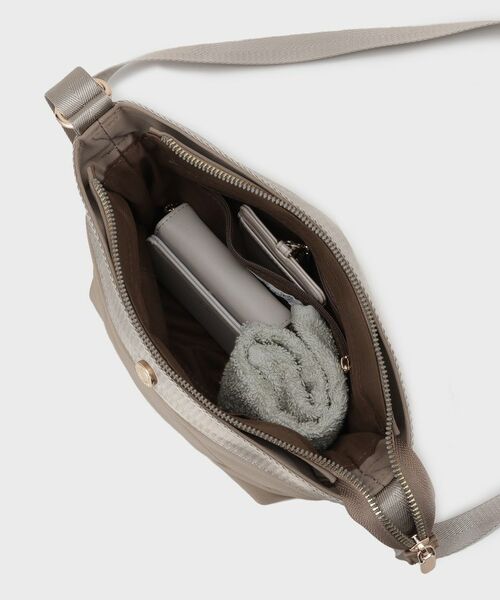 OPAQUE.CLIP / オペーク ドット クリップ ショルダーバッグ | 【軽量】トライアングルミニショルダーバッグ | 詳細16